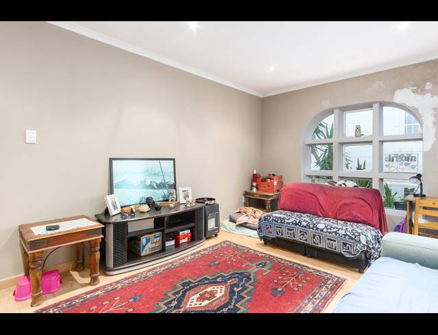2 BEDROOM HOUSE RENTED IN WOODSTOCK